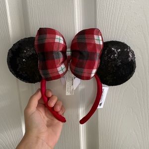 Disney Minnie Christmas Plaid Ears (New with tags)